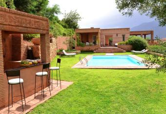 Domaine La Source has Balcony rooms