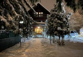 Vila Zorile has Balcony rooms
