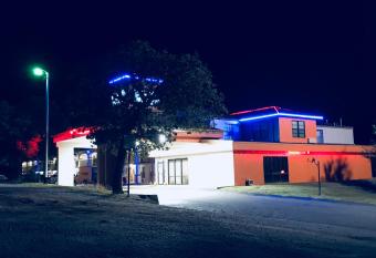 Americas Best Value Inn Bowie has Smoking rooms