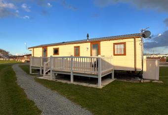 Rickardos holiday lets ltd has Balcony rooms