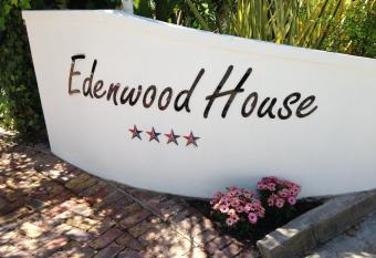 Edenwood House has Balcony rooms