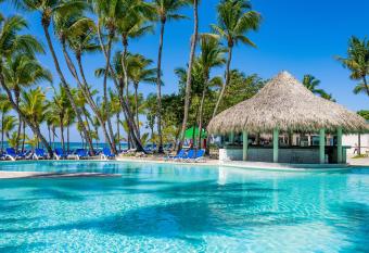 Coral Costa Caribe Beach Resort - All Inclusive allows 18 year olds to book a room