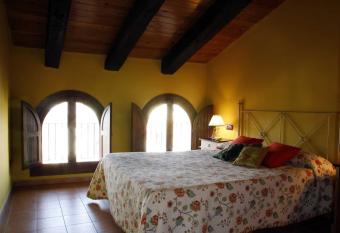 Apartamentos El Canonigo de Teruel has Balcony rooms