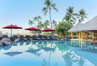 Courtyard by Marriott King Kamehameha s Kona Beach Hotel has Balcony rooms