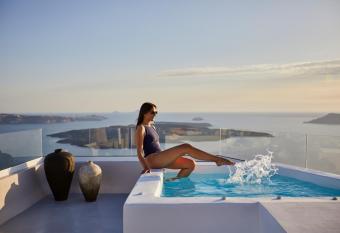 Damigos Caldera World allows 18 year olds to book a room