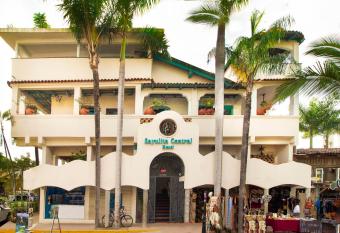 Sayulita Central Hotel allows 18 year olds to book a room