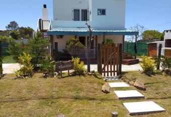 Bluetres B&B has Balcony rooms