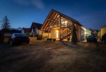 Villa Jochmann has Balcony rooms