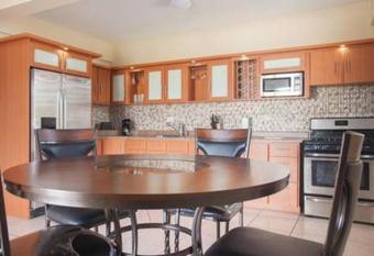 Colinas del Atlantico Vacational House 1st floor has Balcony rooms