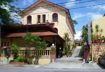 Anggerik Lodging allows 18 year olds to book a room