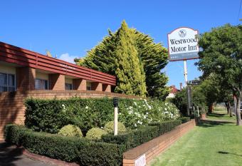 Westwood Motor Inn allows 18 year olds to book a room