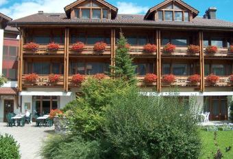 Hotel Aeschipark has Balcony rooms