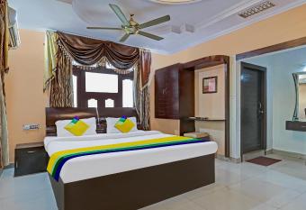 Itsy By Treebo - Friends allows 18 year olds to book a room