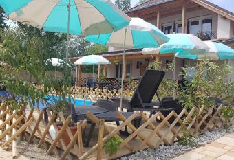 Kids  Paradise House has Balcony rooms