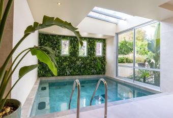 Best Western Hotel & SPA Coeur De Cassis has Balcony rooms