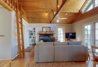 The Nest has rooms with a private hot tub