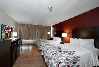 Red Roof Inn Marion, VA allows 18 year olds to book a room