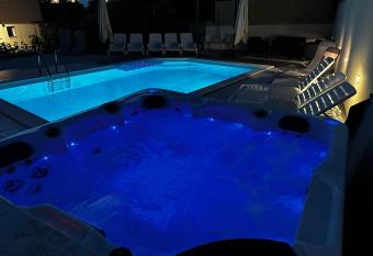 Apartment Dida i Mara has Balcony rooms