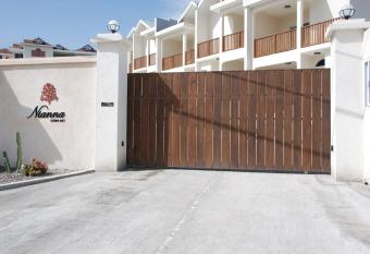 Family Complex beside Beach w/Pool Montego Bay #2 has Balcony rooms