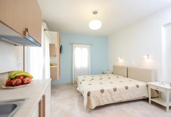 Irini Studios has Balcony rooms