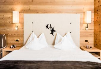Hotel Dorfer Alpine&Charming has Balcony rooms