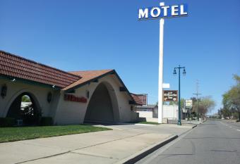 El Rancho Motel Lodi allows 18 year olds to book a room