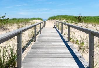 The Hermitage at Napeague has Balcony rooms