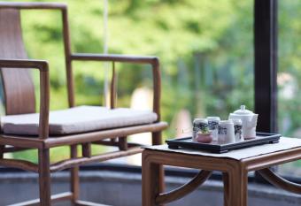 Hangzhou West Lake Lake YI Tong Intelligent Homestay has Balcony rooms