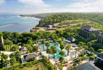 Radisson Blu Bali Uluwatu allows 18 year olds to book a room