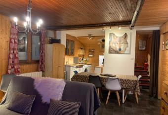 Chalet Martine has Balcony rooms