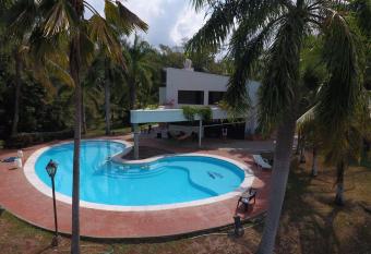 Finca Galicia has Smoking/Balcony rooms