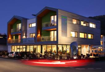 Die Dorfvilla has Balcony rooms