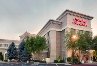 Hampton Inn & Suites Boise/Spectrum has Balcony rooms