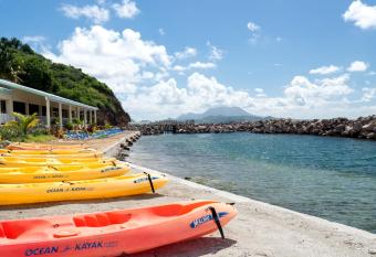 Bird Rock Beach Hotel has Balcony rooms