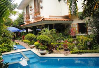 El Jard  n del Ed  n B&B Boutique has Balcony rooms