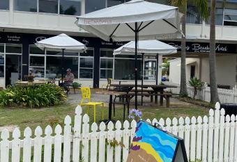 Ettalong Beach motel allows 18 year olds to book a room