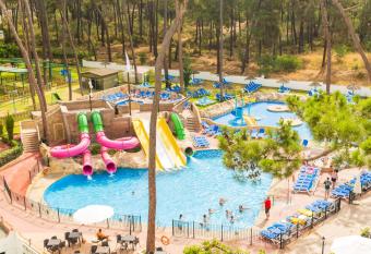 AluaSun Marbella Park has Balcony rooms