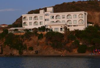 E.J. Pyrgos Bay Hotel has Balcony rooms