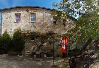 Vila Ilinden Dihovo has Balcony rooms