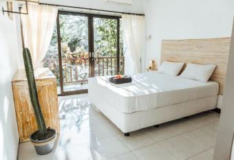 Sultans Of Swell Uluwatu Bali has Balcony rooms