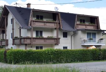 Appartements Irene has Balcony rooms