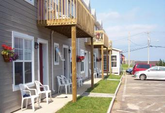 Hotel-Motel Le Panorama has Balcony rooms