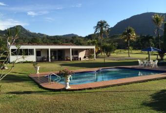 Finca La Ranchera No. 1 has Balcony rooms