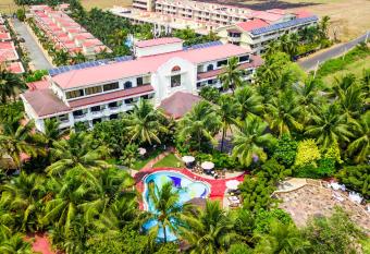 Fortune Resort Benaulim, Goa - Member ITC s Hotel Group allows 18 year olds to book a room