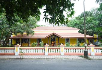 Surya Kiran Heritage Hotel has Balcony rooms
