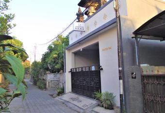 Anantaya Home has Balcony rooms