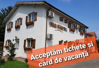 Mar-Mari s has Balcony rooms