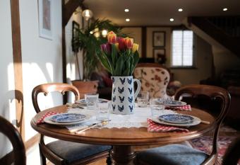 Stable Cottage has Balcony rooms