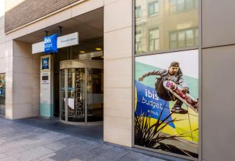 ibis budget Antwerpen Centraal Station allows 18 year olds to book a room