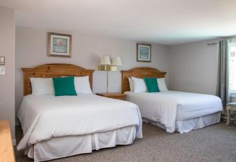 Sea View Motel has Balcony rooms